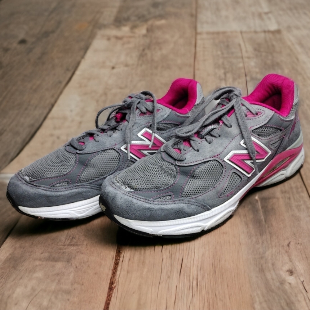 NEW BALANCE 990v3 Womans Size 11 Sneakers Komen Running Shoes W990km3 USA Made